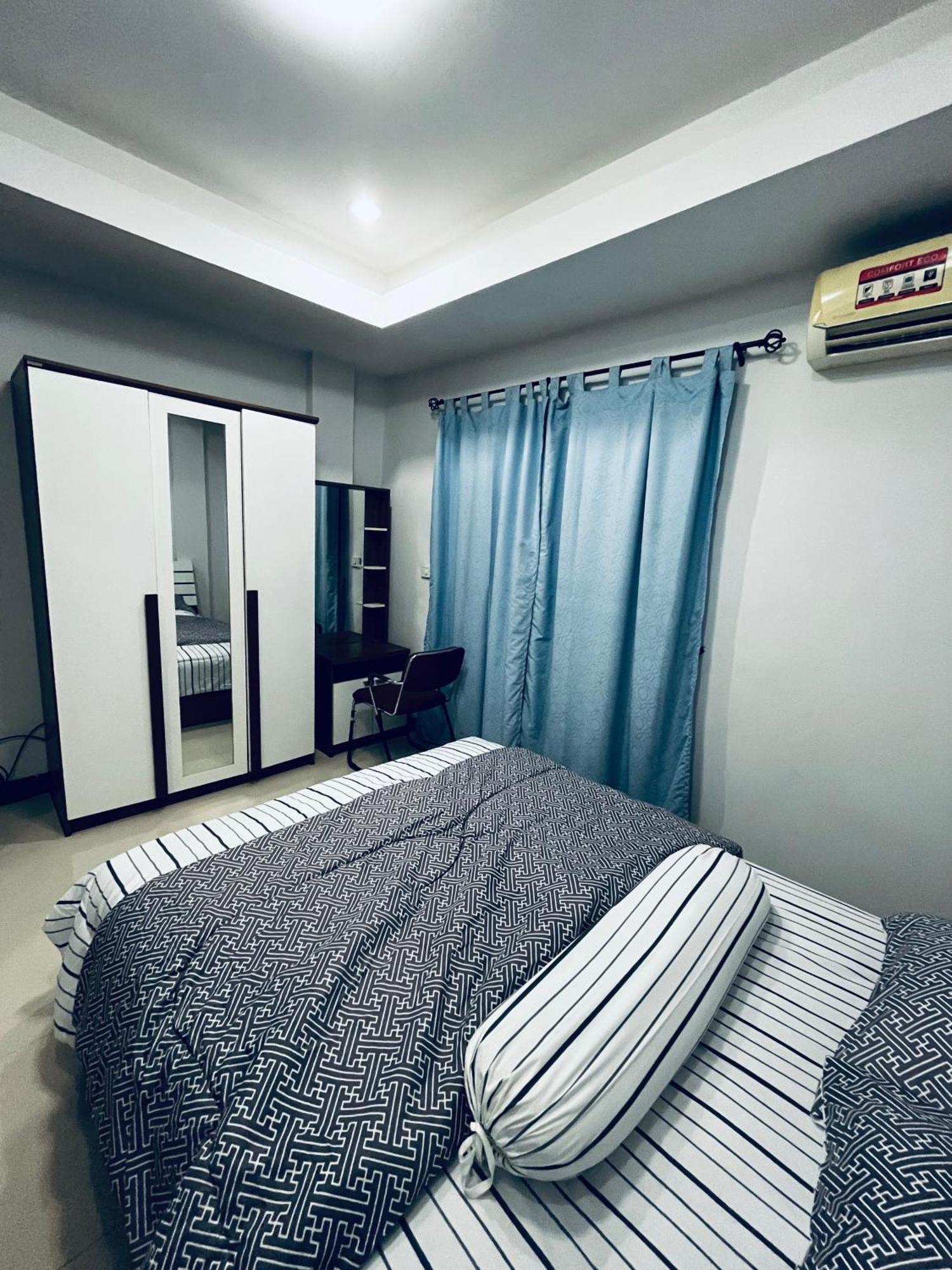 The European House Pattaya Bed and Breakfast Buitenkant foto