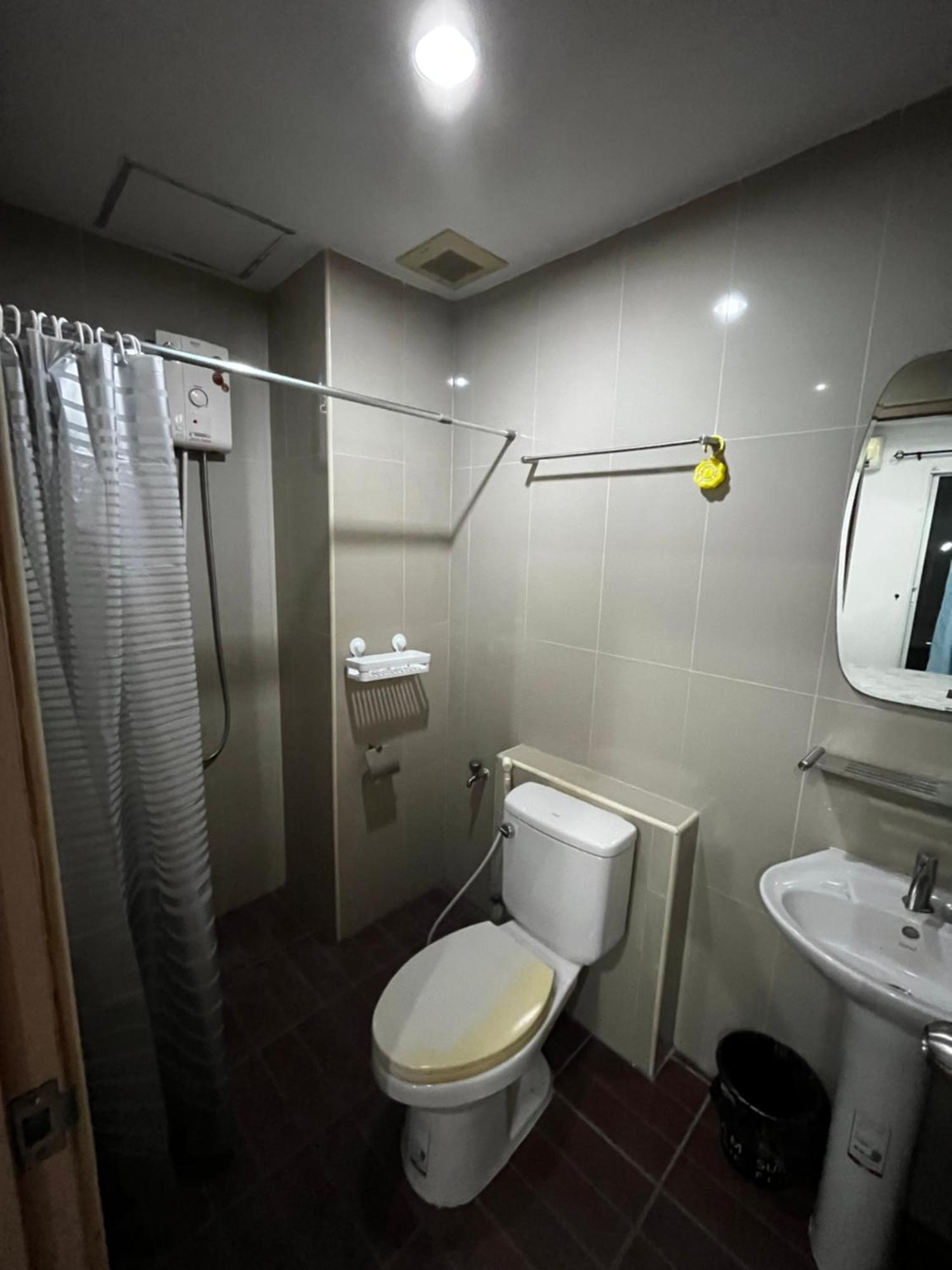 The European House Pattaya Bed and Breakfast Kamer foto