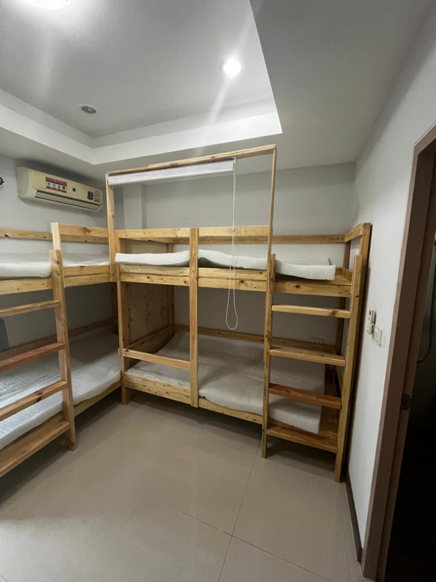 The European House Pattaya Bed and Breakfast Buitenkant foto